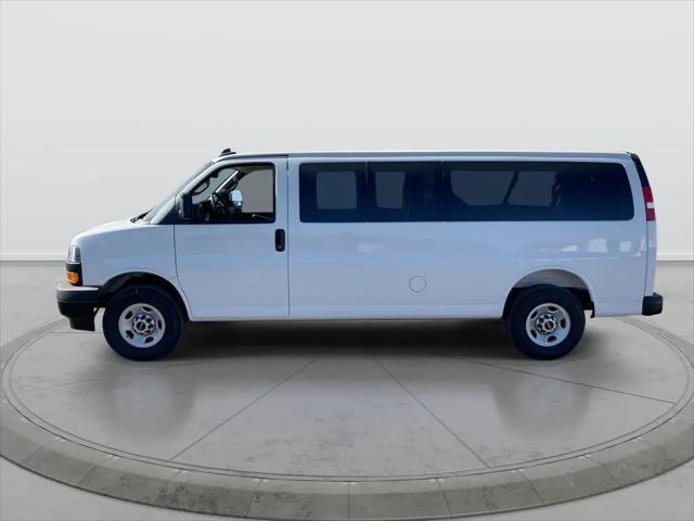 2025 GMC Savana Passenger RWD 3500 Extended Wheelbase LS