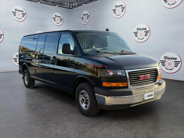2023 GMC Savana Cargo RWD 3500 Extended Wheelbase Work Van