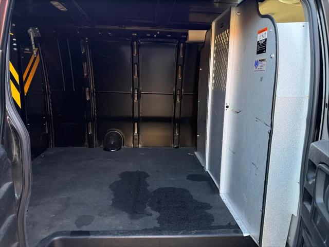 2023 GMC Savana Cargo RWD 3500 Extended Wheelbase Work Van