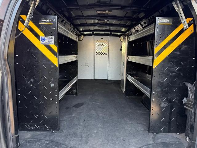 2023 GMC Savana Cargo RWD 3500 Extended Wheelbase Work Van