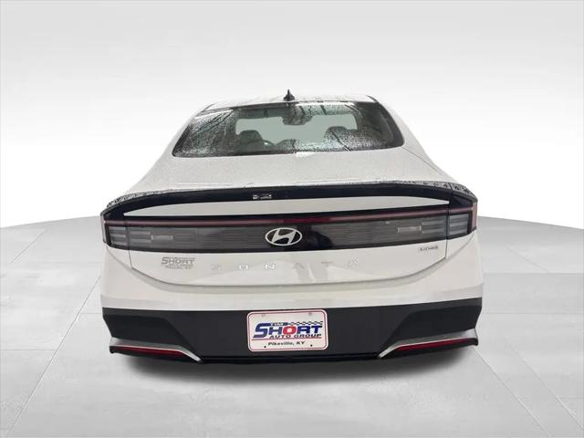 2026 Hyundai Sonata Hybrid Blue