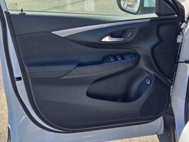 2026 Buick NV Preferred FWD