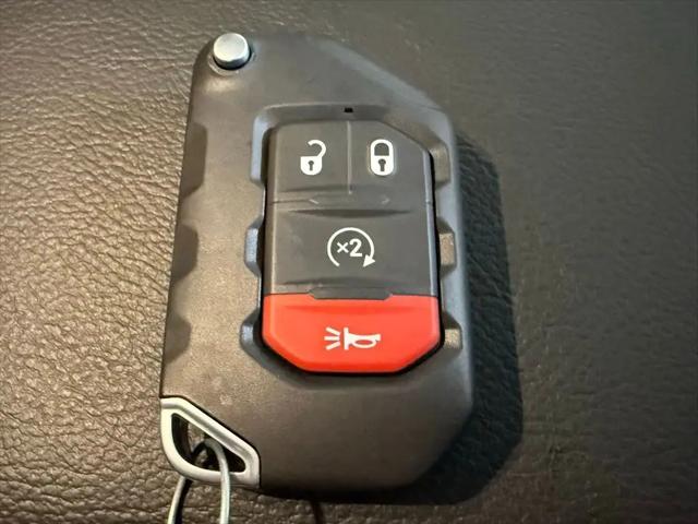 2026 Jeep Wrangler 4-Door Sport RHD 4x4