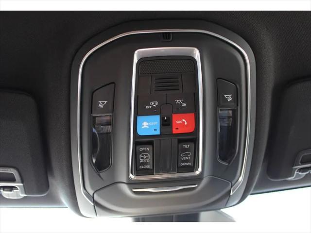 2025 Jeep Grand Cherokee Laredo X 4x2