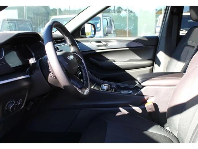 2025 Jeep Grand Cherokee Laredo X 4x2