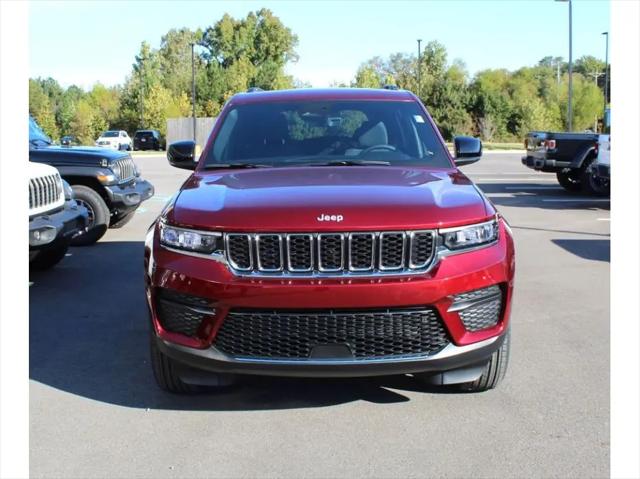 2025 Jeep Grand Cherokee Laredo X 4x2