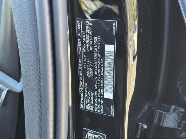 2026 Volvo XC60 B5 Plus