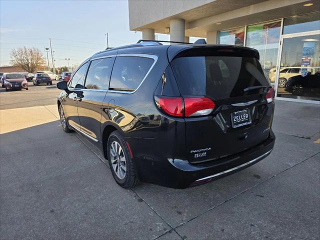 2020 Chrysler Pacifica Hybrid Limited