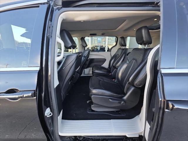 2020 Chrysler Pacifica Hybrid Limited