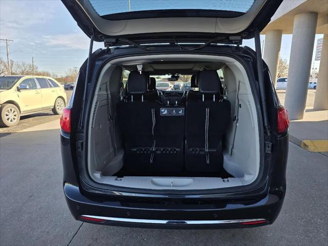 2020 Chrysler Pacifica Hybrid Limited