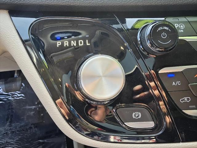 2020 Chrysler Pacifica Hybrid Limited