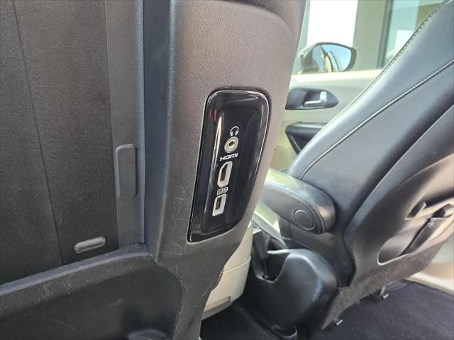 2020 Chrysler Pacifica Hybrid Limited
