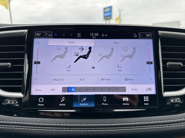 2026 Chrysler Pacifica Select AWD