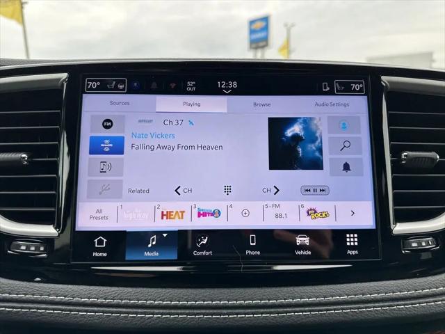 2026 Chrysler Pacifica Select AWD