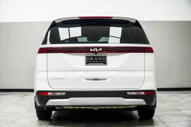 2024 Kia Carnival MPV LX