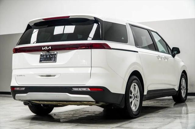 2024 Kia Carnival MPV LX