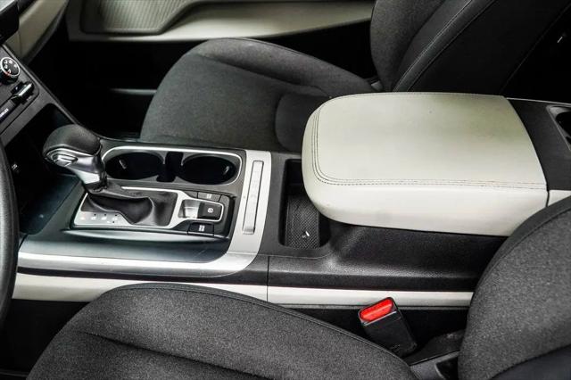 2024 Kia Carnival MPV LX