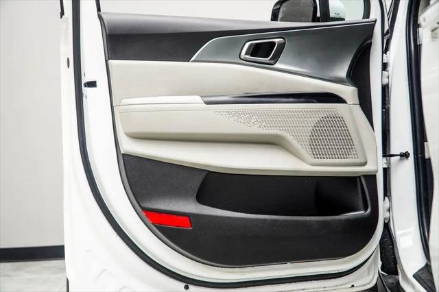 2024 Kia Carnival MPV LX