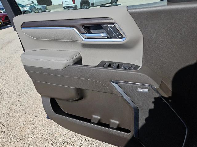 2026 GMC Sierra 1500 Crew Cab, Short Bed, SLT, 4WD