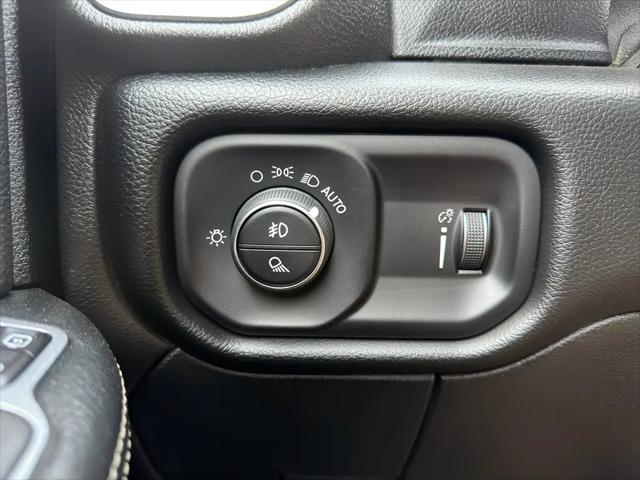 2024 Ram 3500 Big Horn Crew Cab 4x4 8' Box