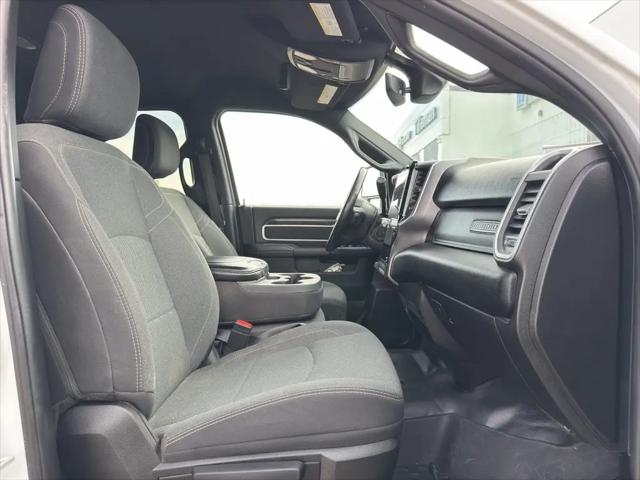 2024 Ram 3500 Big Horn Crew Cab 4x4 8' Box