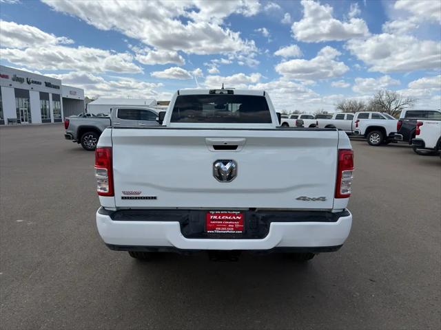 2024 Ram 3500 Big Horn Crew Cab 4x4 8' Box