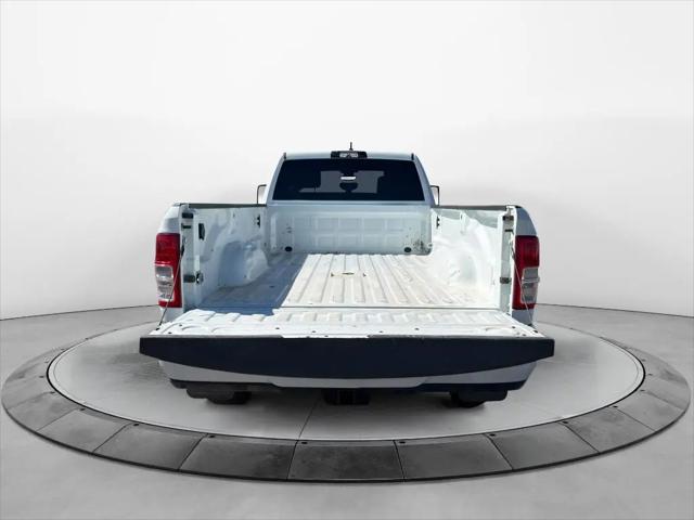 2024 Ram 3500 Big Horn Crew Cab 4x4 8' Box
