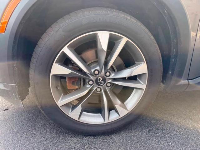 2023 INFINITI QX60 LUXE AWD
