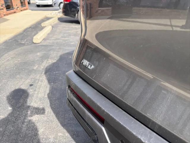 2023 INFINITI QX60 LUXE AWD