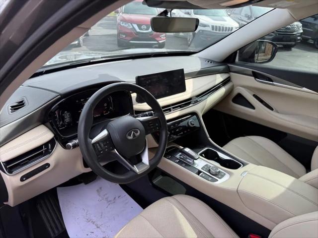2023 INFINITI QX60 LUXE AWD