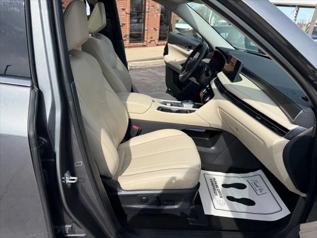 2023 INFINITI QX60 LUXE AWD