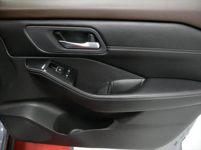 2023 Nissan Rogue SL Intelligent AWD