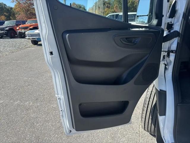 2022 Mercedes-Benz Sprinter 2500 Standard Roof V6