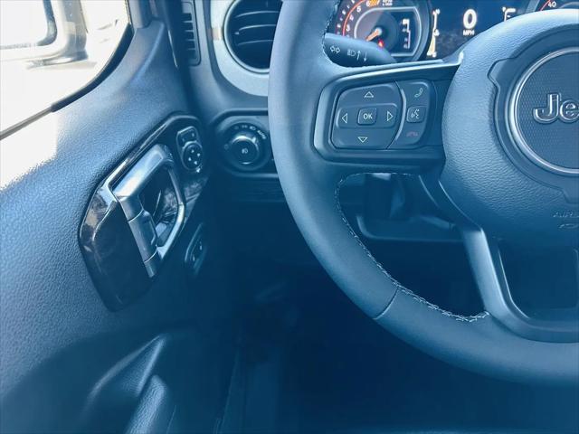2025 Jeep Wrangler 4-Door Willys 4x4