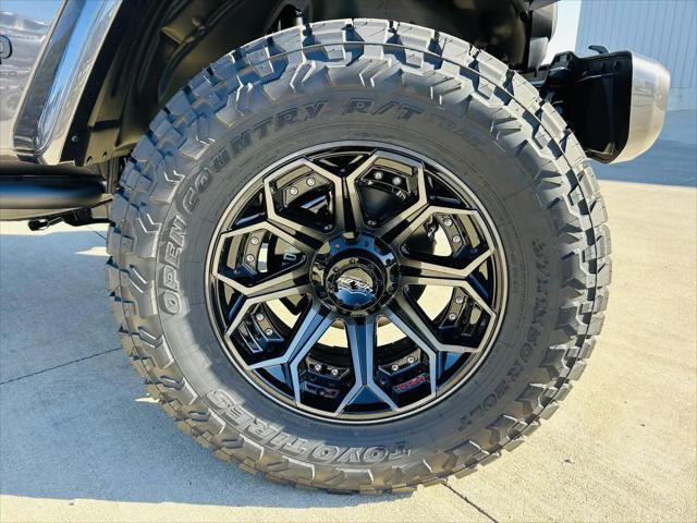 2025 Jeep Wrangler 4-Door Willys 4x4