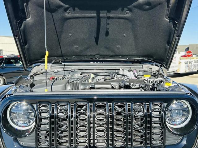 2025 Jeep Wrangler 4-Door Willys 4x4