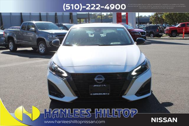 2025 Nissan Altima SR FWD