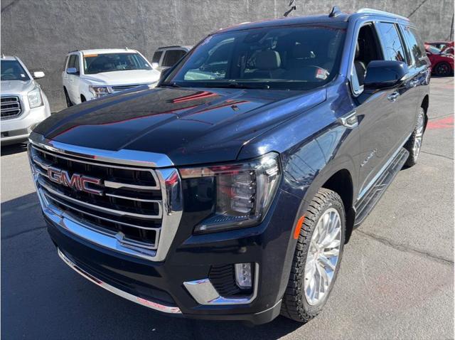 2023 GMC Yukon XL 4WD SLT