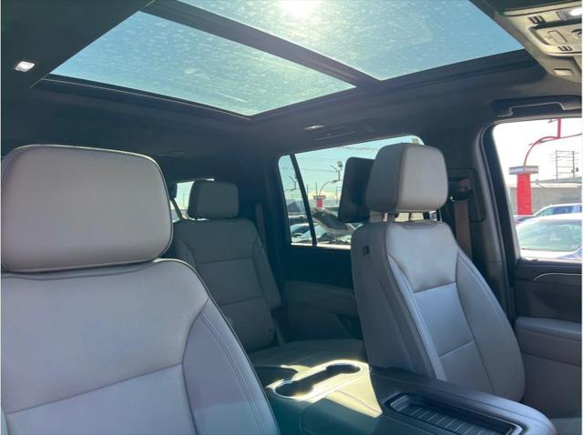 2023 GMC Yukon XL 4WD SLT