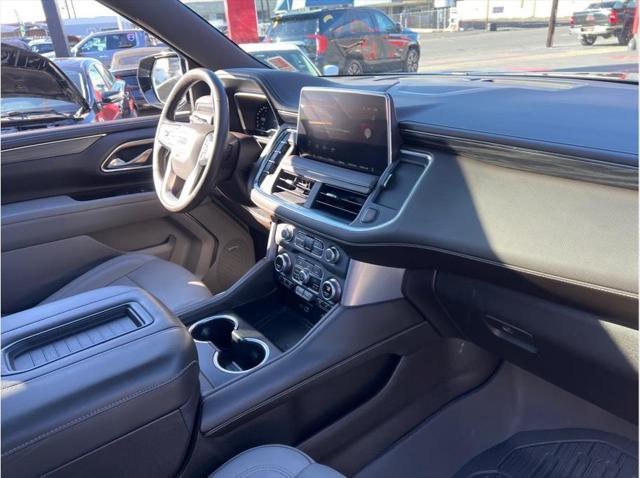 2023 GMC Yukon XL 4WD SLT