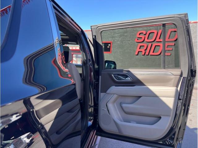 2023 GMC Yukon XL 4WD SLT
