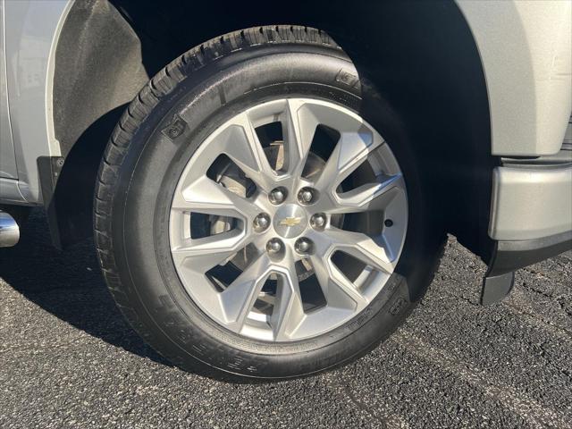 2020 Chevrolet Silverado 1500 4WD Crew Cab Short Bed Custom 2020 Chevrolet Silverado 1500 4WD Crew Cab Short Bed Custom