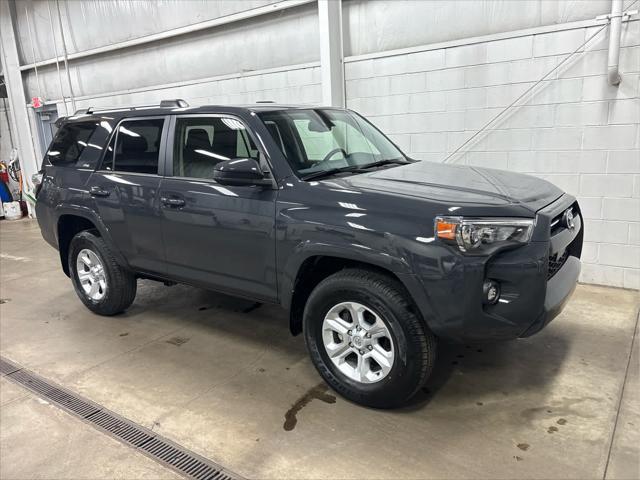 2024 Toyota 4Runner SR5 2024 Toyota 4Runner SR5