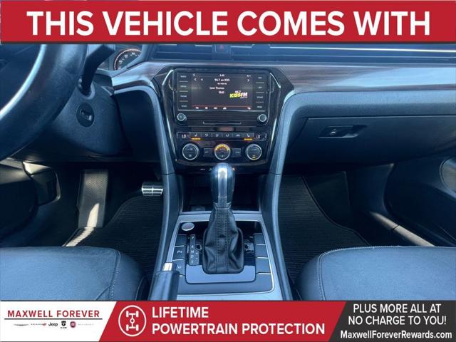 2020 Volkswagen Passat 2.0T SEL 2020 Volkswagen Passat 2.0T SEL