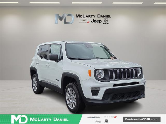 2023 Jeep Renegade Latitude 4x4 2023 Jeep Renegade Latitude 4x4