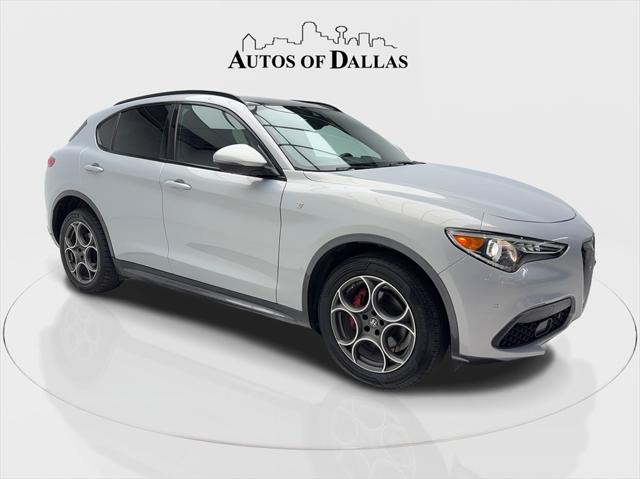 2022 Alfa Romeo Stelvio Ti AWD 2022 Alfa Romeo Stelvio Ti AWD