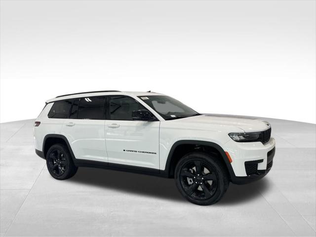 2025 Jeep Grand Cherokee GRAND CHEROKEE L ALTITUDE 4X4 2025 Jeep Grand Cherokee GRAND CHEROKEE L ALTITUDE 4X4