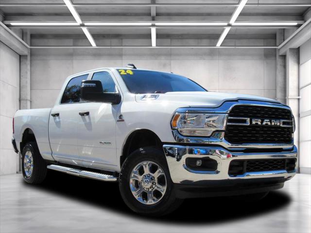 2024 RAM 2500 Big Horn Crew Cab 4x4 64 Box 2024 RAM 2500 Big Horn Crew Cab 4x4 64 Box