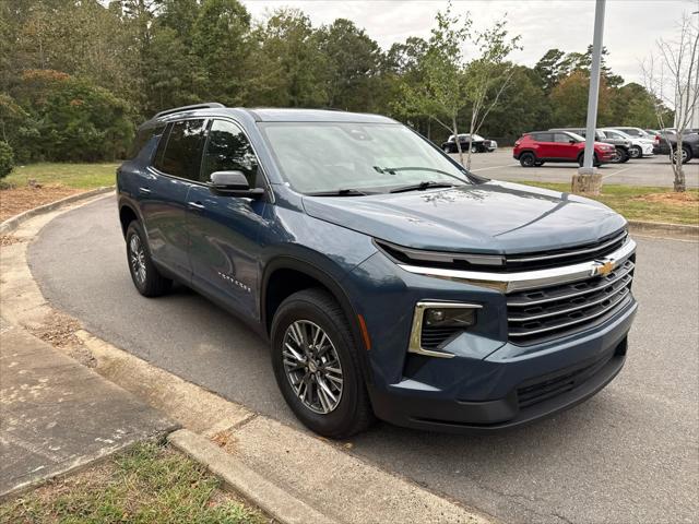 2025 Chevrolet Traverse FWD LT