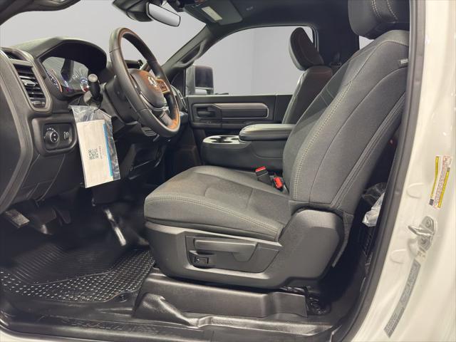 2025 RAM 3500 Tradesman Regular Cab 4x2 8 Box 2025 RAM 3500 Tradesman Regular Cab 4x2 8 Box